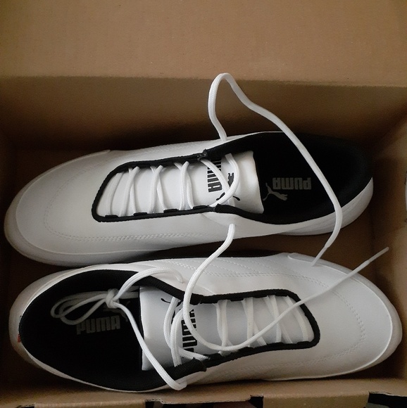 Boys puma shoes 6.5 - Picture 3 of 7